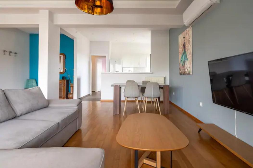 Βright Walled Designed Apt In Glyfada Center Aten Exteriör bild