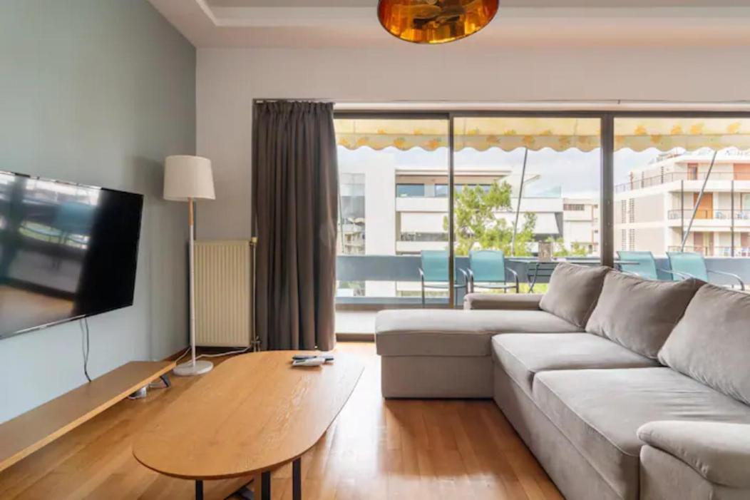 Βright Walled Designed Apt In Glyfada Center Aten Exteriör bild