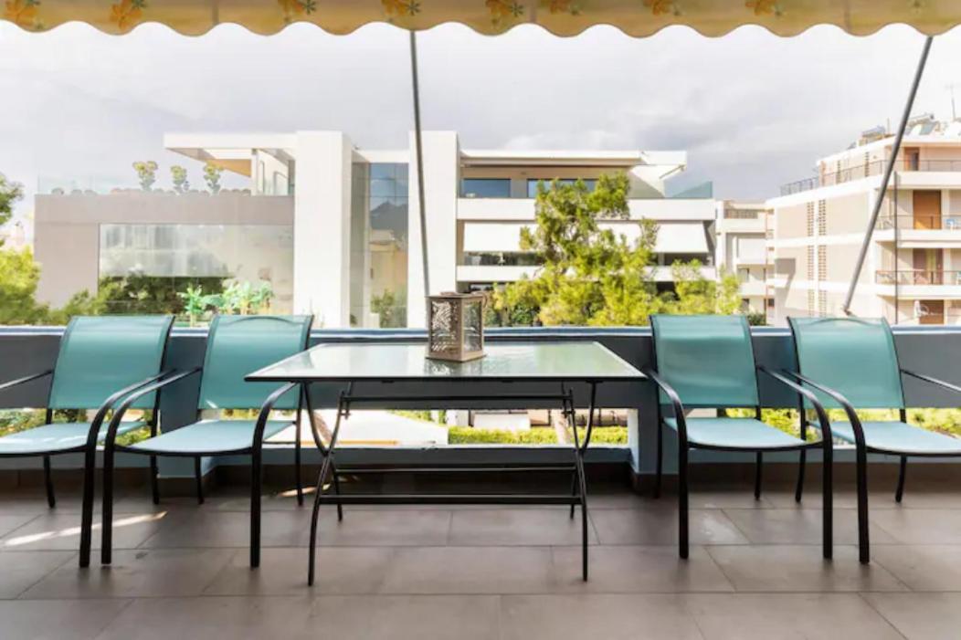 Βright Walled Designed Apt In Glyfada Center Aten Exteriör bild
